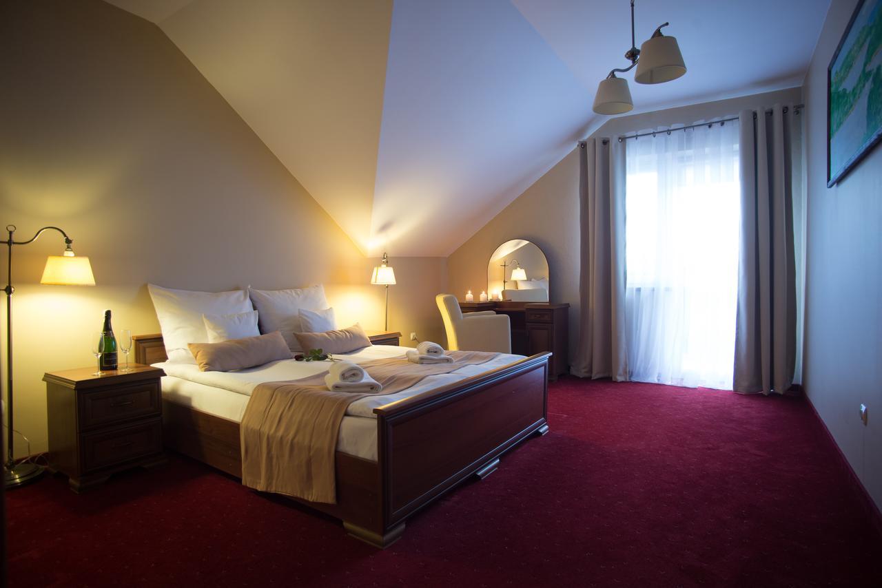 Hotel Karino Spa Поляньчик Экстерьер фото
