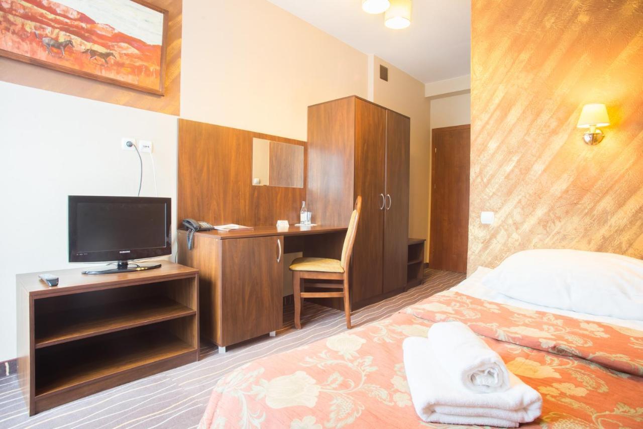 Hotel Karino Spa Поляньчик Экстерьер фото