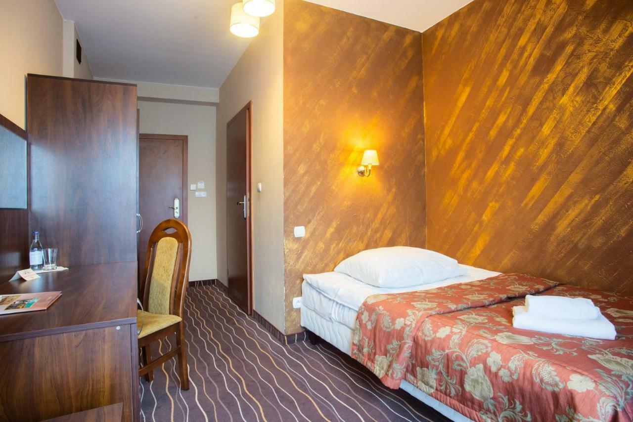 Hotel Karino Spa Поляньчик Экстерьер фото
